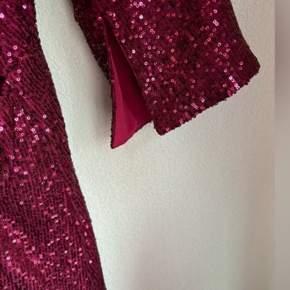 ASOS Curve Burgundy Sequin 3/4 Sleeve Wrap Midi Cocktail Dress - Picture 4 of 6